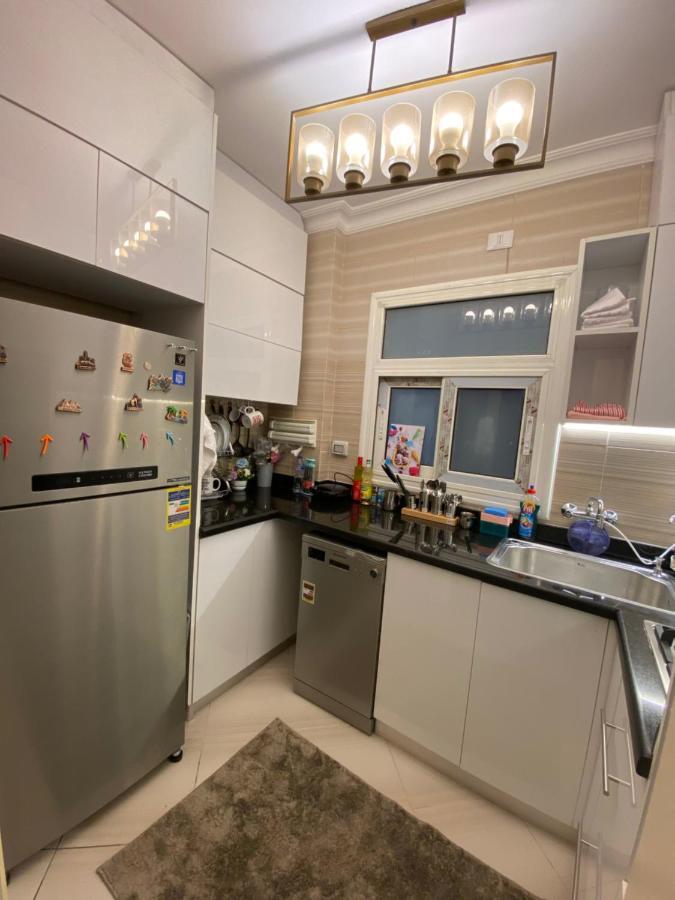 Madinaty Well-Furnished 3- Bedroom Apartment - شقة فندقيه للايجار مدينتي Madinat ash Shuruq Exterior foto