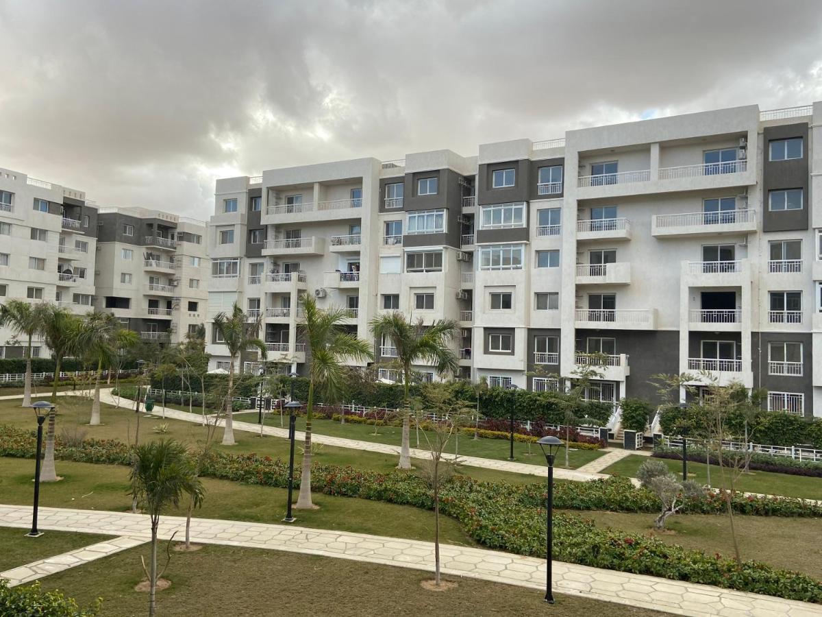 Madinaty Well-Furnished 3- Bedroom Apartment - شقة فندقيه للايجار مدينتي Madinat ash Shuruq Exterior foto