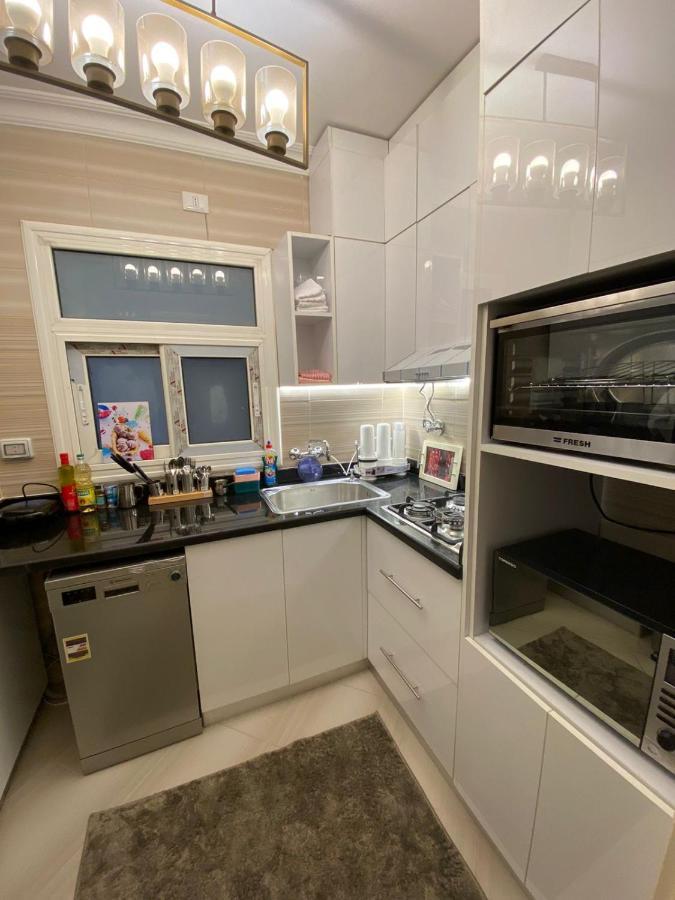 Madinaty Well-Furnished 3- Bedroom Apartment - شقة فندقيه للايجار مدينتي Madinat ash Shuruq Exterior foto